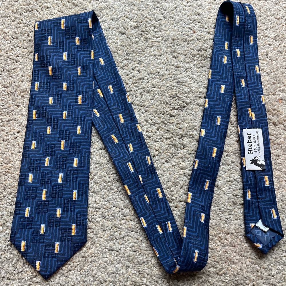 Givenchy Navy and Gold Patterned Silk Tie